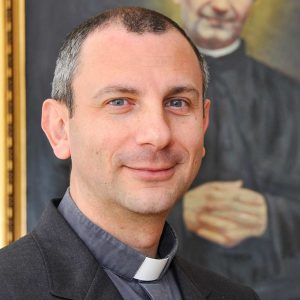 總秘書長：Fr Stefano Vanoli