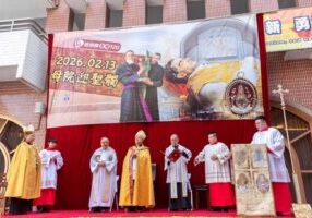 5385ccc92311b4d1ddd7b58520945883_L