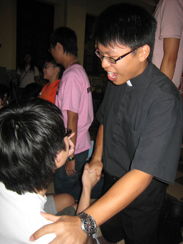 f5prayer_075