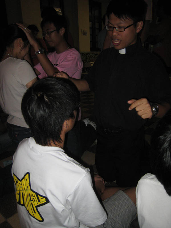 f5prayer_076