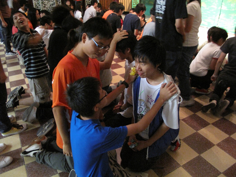 09f5prayer_117