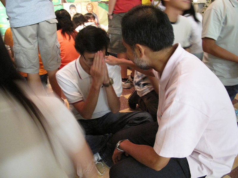 09f5prayer_128