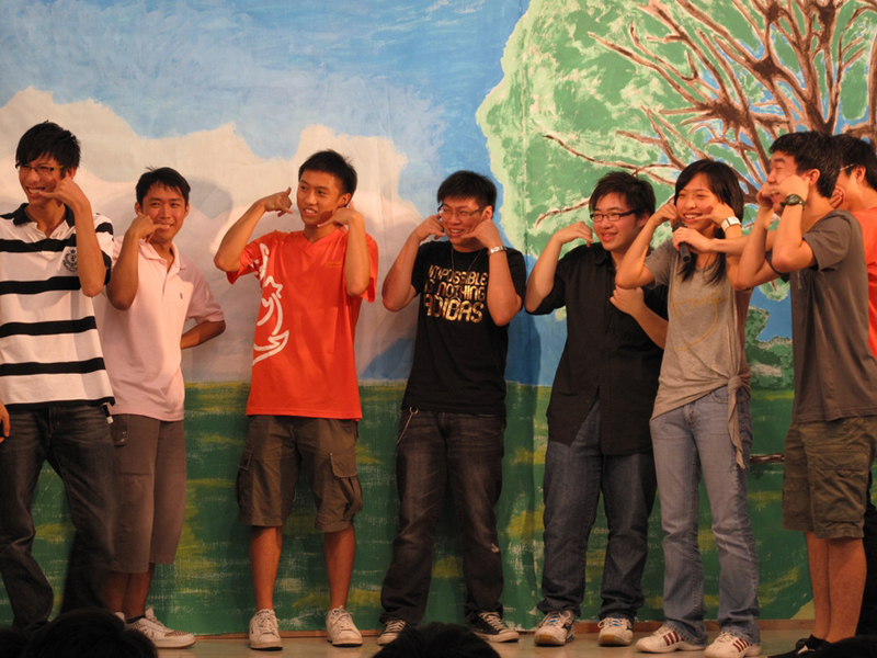 2009f7prayer_069