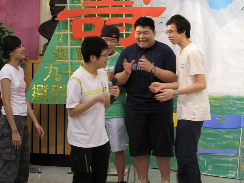 2009f7prayer_079