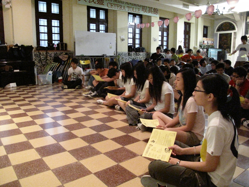 2009f7prayer_097