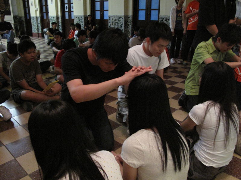 2009f7prayer_116