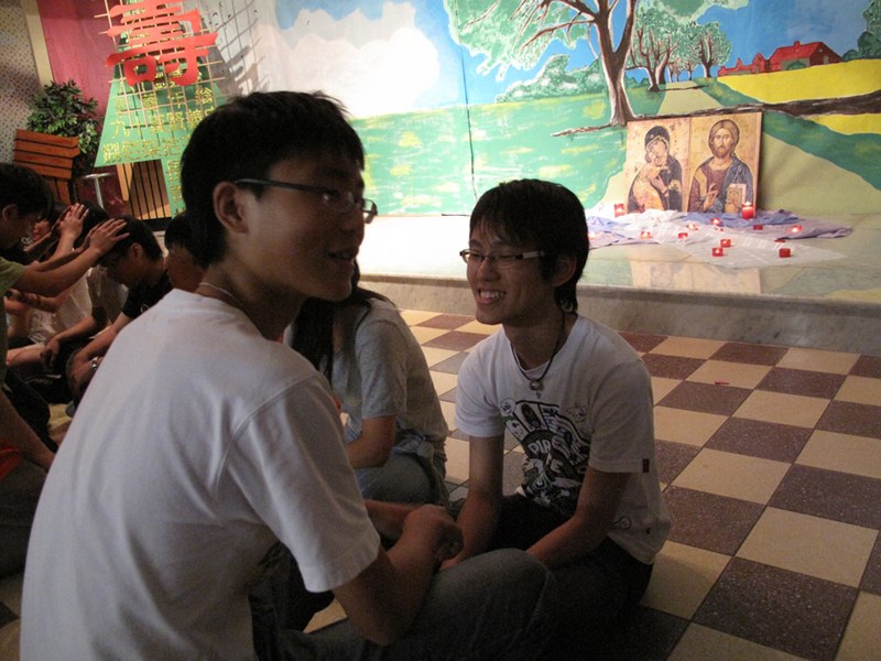 2009f7prayer_120
