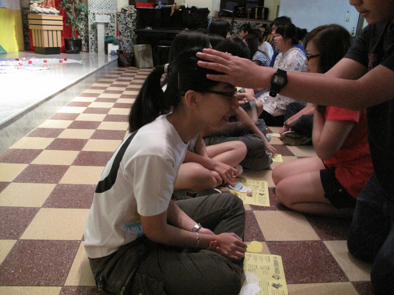 2009f7prayer_143