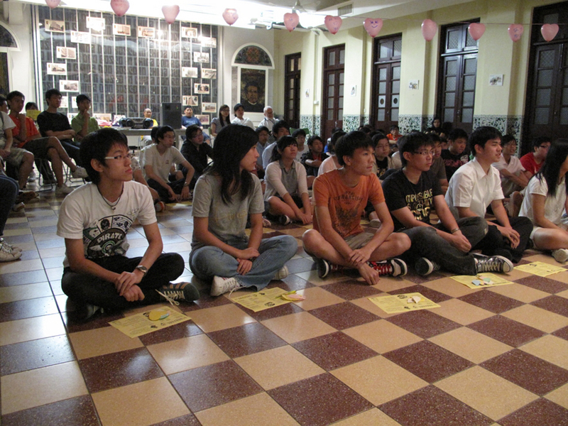 2009f7prayer_172