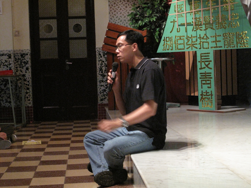 2009f7prayer_176