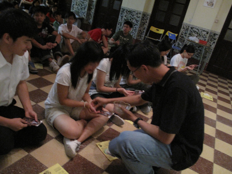 2009f7prayer_187